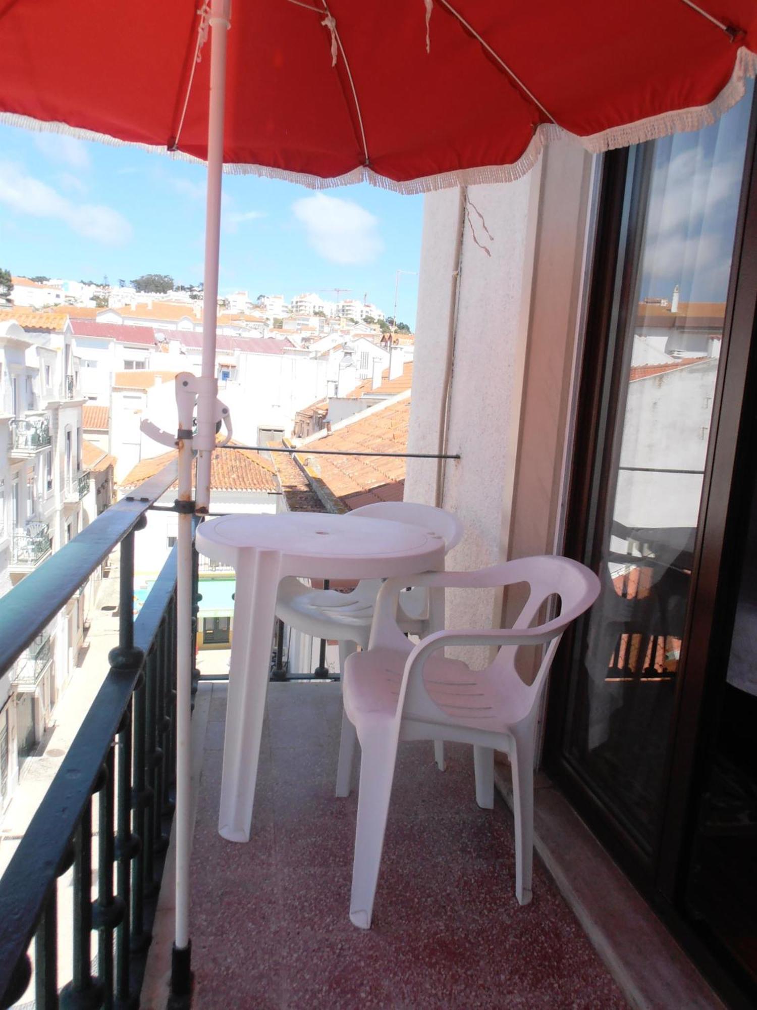 Solar Dos Carvalhos - Apartamentos De Turismo Nazaré Rum bild