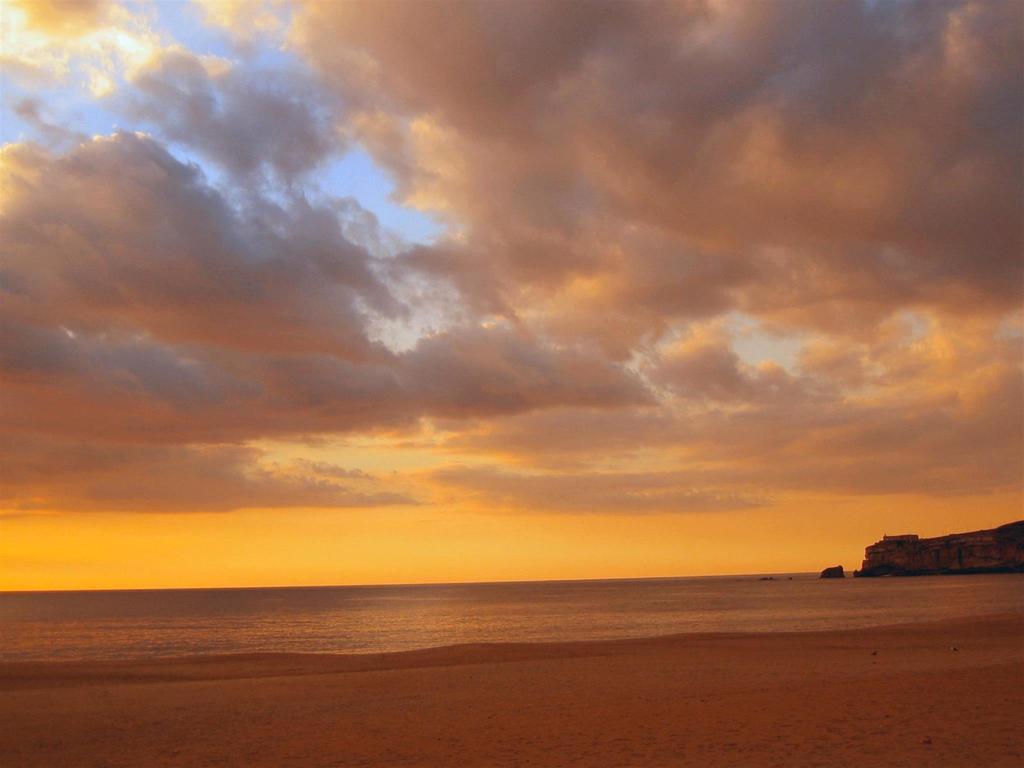 Solar Dos Carvalhos - Apartamentos De Turismo Nazaré Exteriör bild